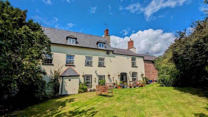 6 Bedroom Farmhouse For Sale In Marstow, Ross-On-Wye, HR9
