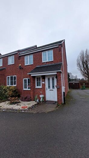 3 Bedroom Semi Detached House To Rent In Colsyll Gardens, Dudley, DY1