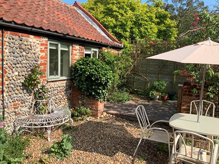 2 Bedroom Barn Conversion For Sale In Bobtail Cottage, Empsons Loke, Winterton On Sea, NR29