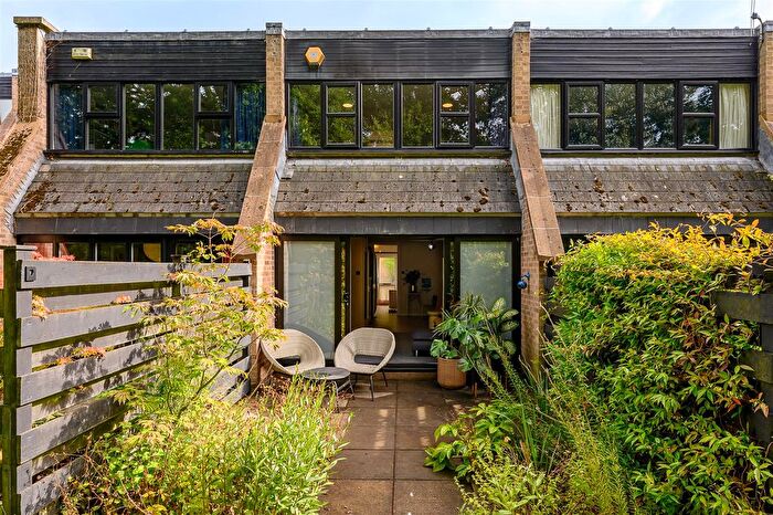 2 Bedroom Terraced House For Sale In Ouse Lea, Clifton, York, YO30