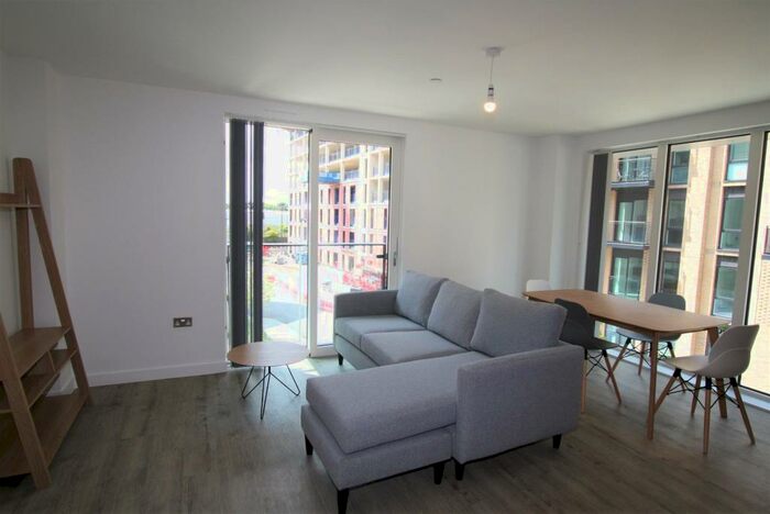 2 Bedroom Apartment To Rent In Middlewood Locks, Lockgate Square, M5