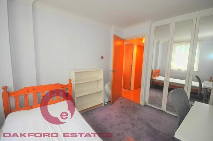 3 Bedroom Flat To Rent In Euston Road, Euston, NW1