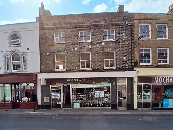 3 Bedroom Flat For Sale In Regent Street, Great Yarmouth, NR30