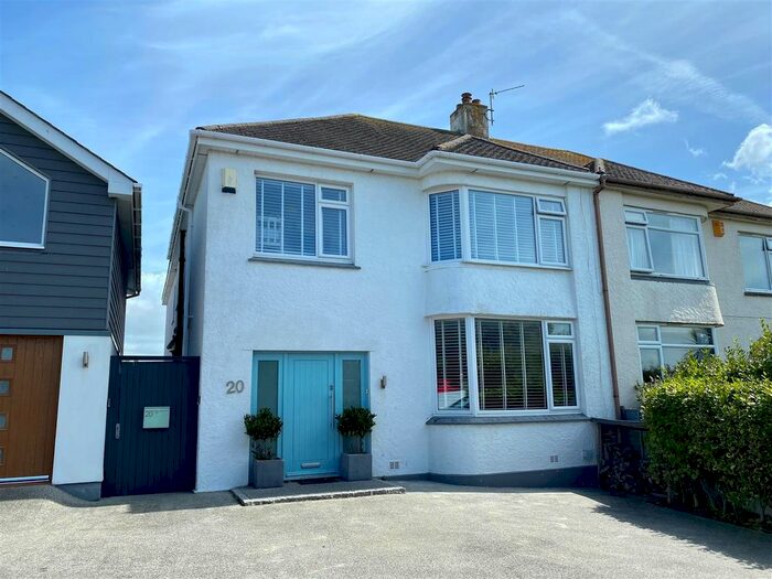 4 Bedroom Semi-Detached House To Rent In Hilgrove Road, Newquay, TR7