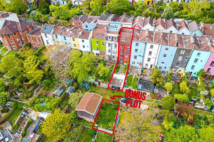 6 Bedroom Terraced House For Sale In Upper Cheltenham Place, Montpelier, Bristol, BS6