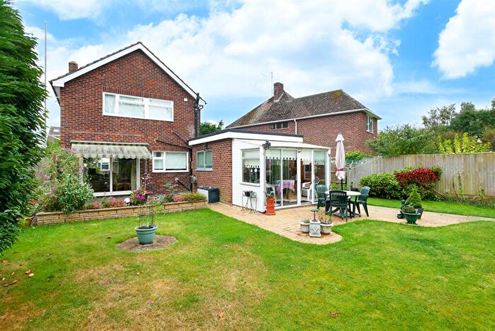 3 Bedroom Detached House For Sale In Brookmead Drive, Wallingford, OX10