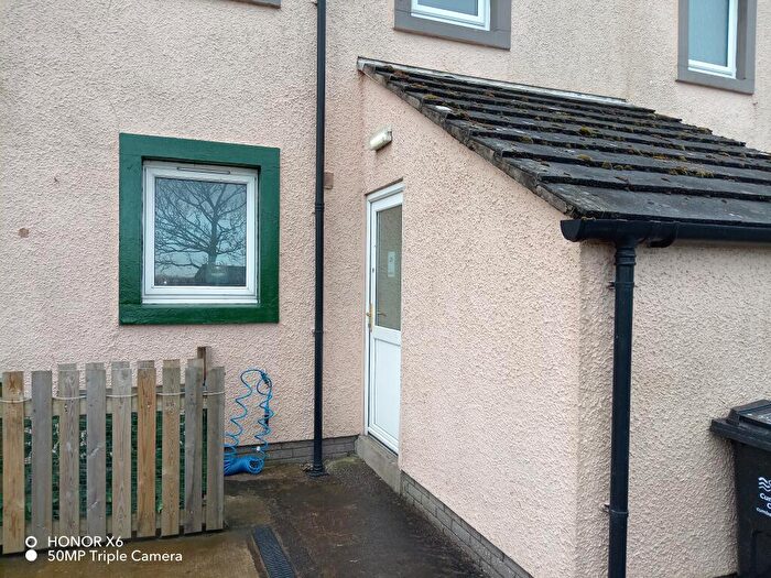 2 Bedroom Flat For Sale In Lonsdale Close, Maryport, CA15