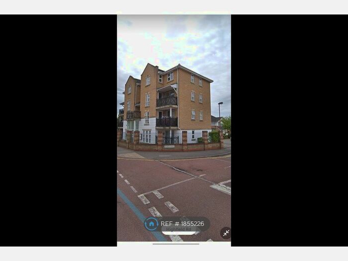 2 Bedroom Flat To Rent In Highfield Road, Feltham, TW13