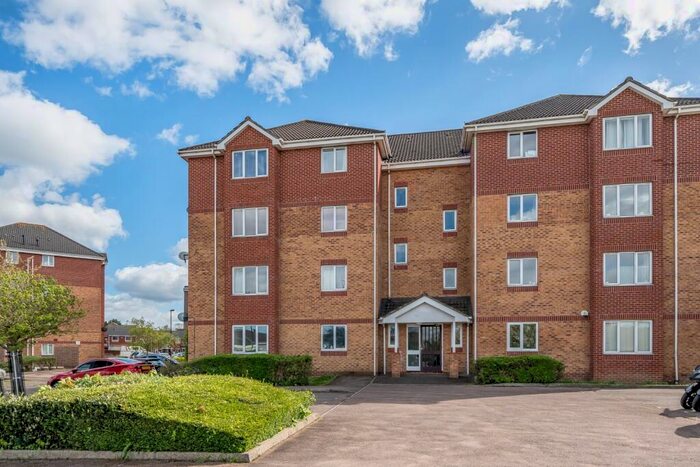 2 Bedroom Flat To Rent In Franklin Way Croydon, CR0