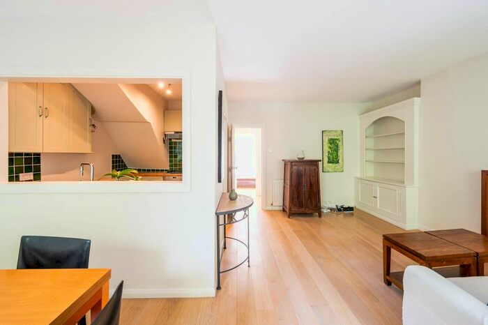 1 Bedroom Flat To Rent In St Lukes Road, Notting Hill, London, W11