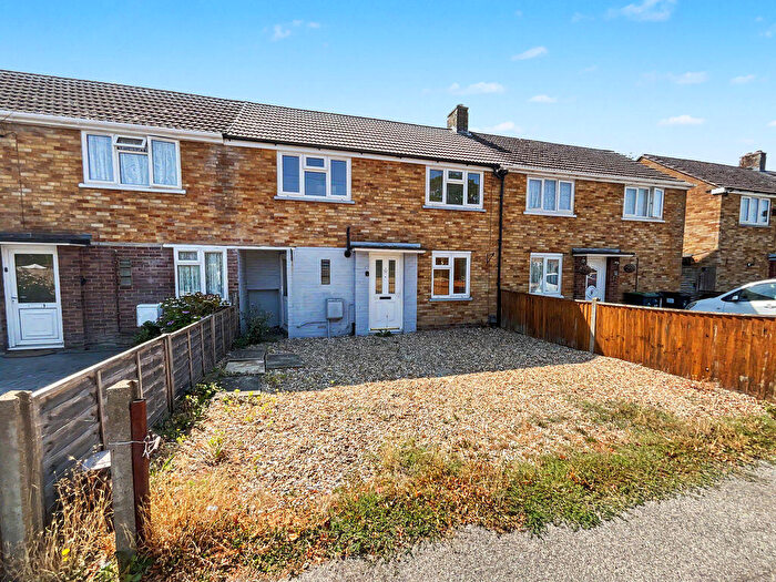 2 Bedroom Terraced House For Sale In Christchurch, BH23