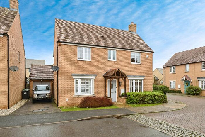 4 Bedroom Detached House For Sale In Oak Lane, Kings Cliffe, Peterborough, PE8