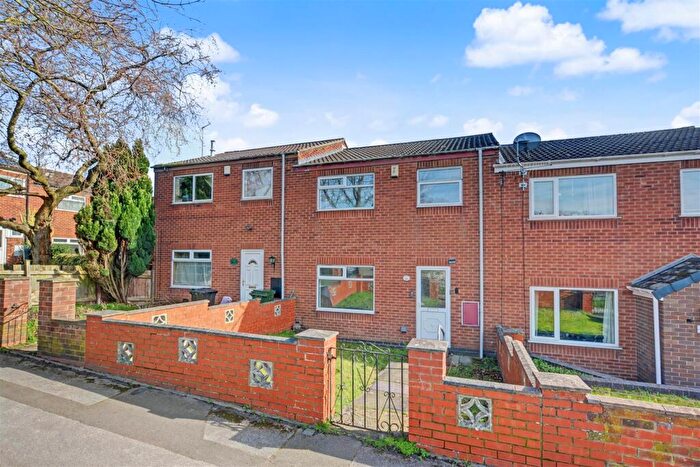 2 Bedroom Terraced House For Sale In Lindisfarne Gardens, Nottingham, NG5