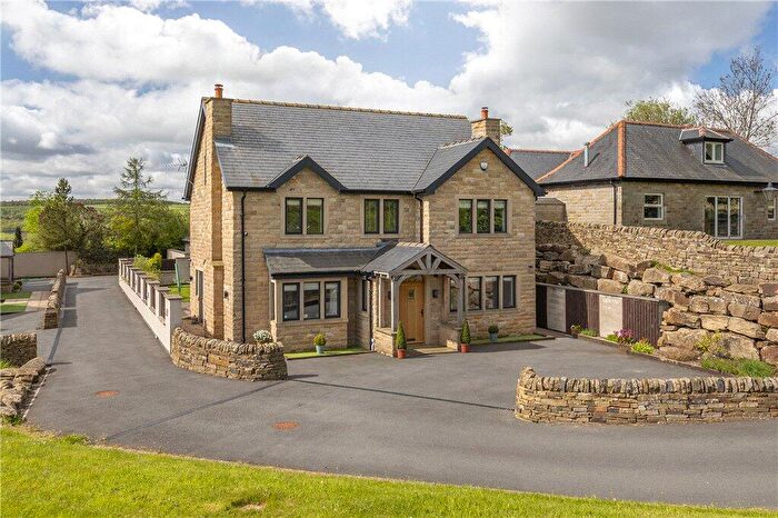 5 Bedroom Detached House For Sale In Highstead Close, East Morton, West Yorkshire, BD20