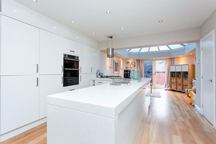 4 Bedroom Terraced House For Sale In Ladybank Avenue, Fulwood, PR2