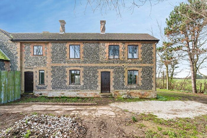 3 Bedroom Semi-Detached House For Sale In Prickwillow Road, Isleham, Ely, Cambridgeshire, CB7