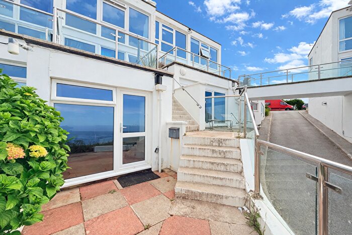 1 Bedroom Studio To Rent In Pentire Avenue, Newquay, TR7