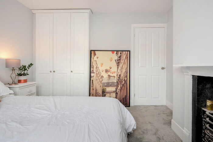 3 Bedroom Terraced House For Sale In Cliffe Road, South Croydon, CR2