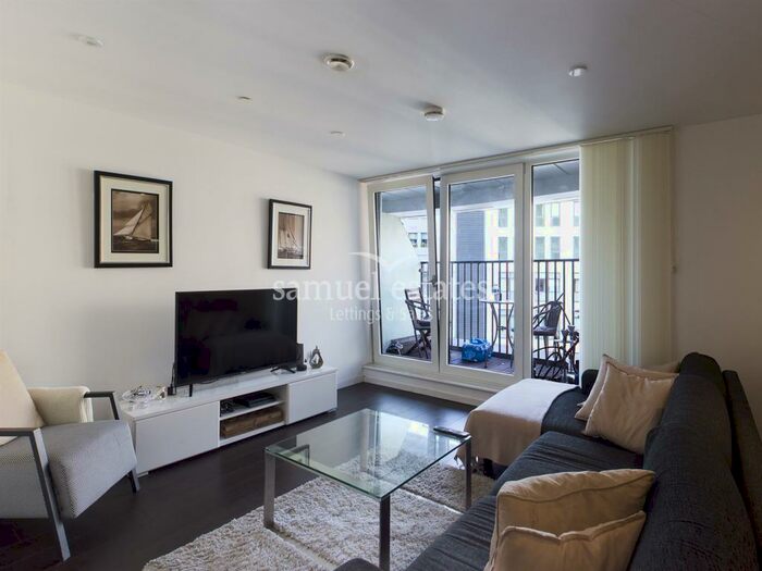 2 Bedroom Apartment To Rent In Eagle Point, City Road, Old Street, EC1V
