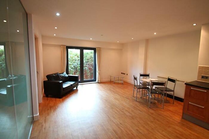 2 Bedroom Flat To Rent In Bluecoat House, North Sherwood Street, Nottingham, NG1