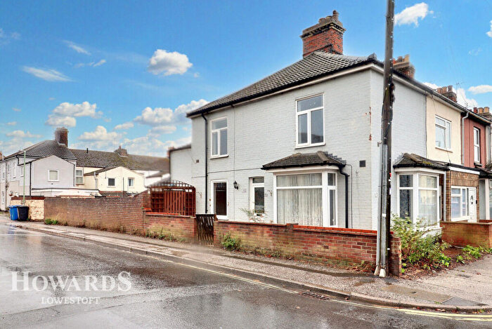 3 Bedroom End Of Terrace House For Sale In Seago Street, Lowestoft, NR32