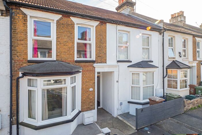 2 Bedroom Terraced House For Sale In Sydney Road, Sutton, SM1