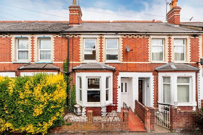 3 Bedroom Terraced House For Sale In Curzon Street, Reading, RG30