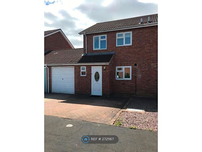 2 Bedroom Semi-Detached House To Rent In Beech Grove, Stamford, PE9