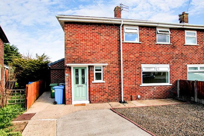 3 Bedroom Semi-Detached House To Rent In Coniston Avenue, St. Annes, FY8