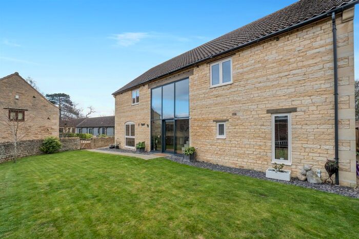 5 Bedroom Detached House For Sale In Searson Close, Tallington, Stamford, PE9