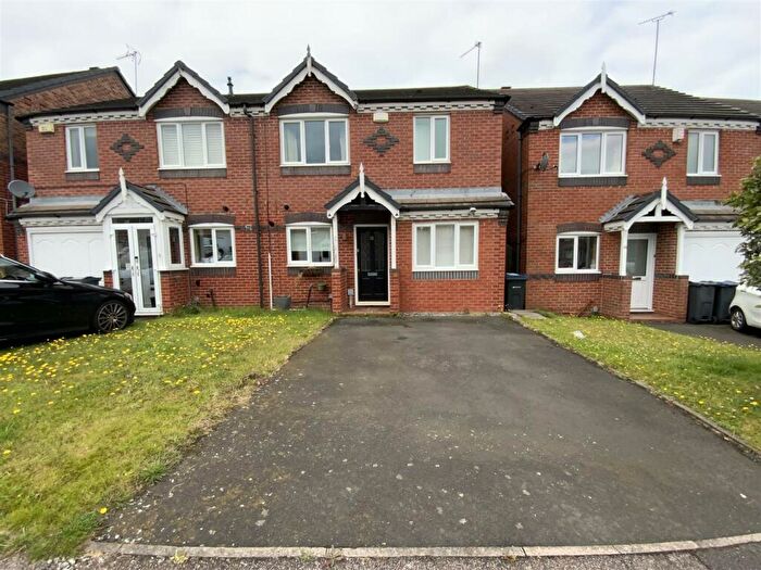 3 Bedroom Semi-Detached House To Rent In Harrier Road, Acocks Green, B27