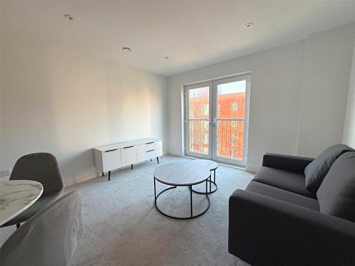 1 Bedroom Flat To Rent In Ordsall Lane, Salford, Greater Manchester, M5