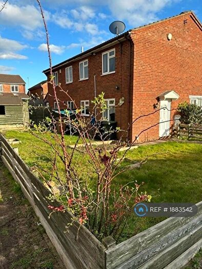 1 Bedroom Detached House To Rent In Linbridge Way, Luton, LU2