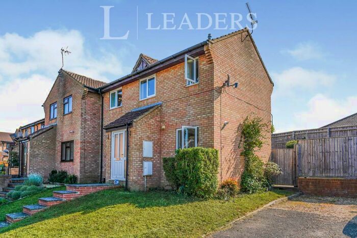 3 Bedroom Detached House To Rent In Barrington Road, Watchfield, SN6