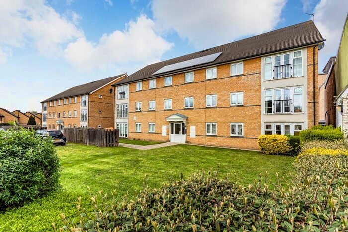 2 Bedroom Flat To Rent In Lacewing Close, E13