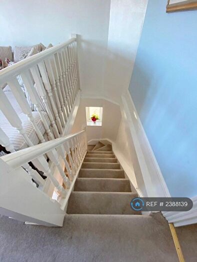 1 Bedroom Maisonette To Rent In Brunswick Place, Hove, BN3