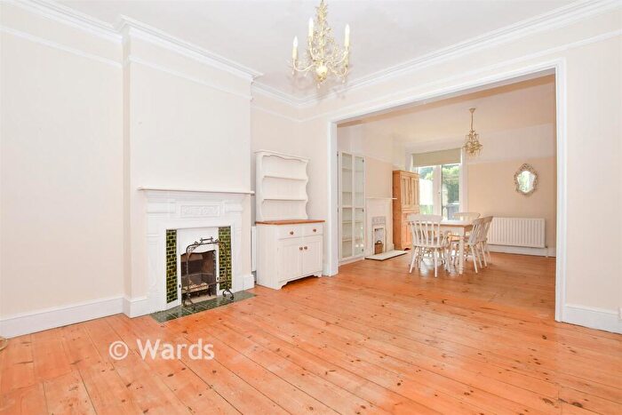3 Bedroom Semi Detached House For Sale In Loose Road, Loose, Maidstone, Kent, ME15