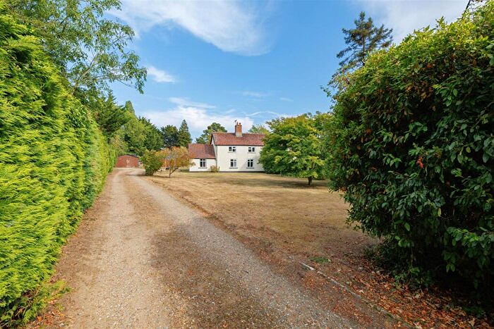 3 Bedroom Semi Detached House For Sale In New Road, Rumburgh, Halesworth, IP19