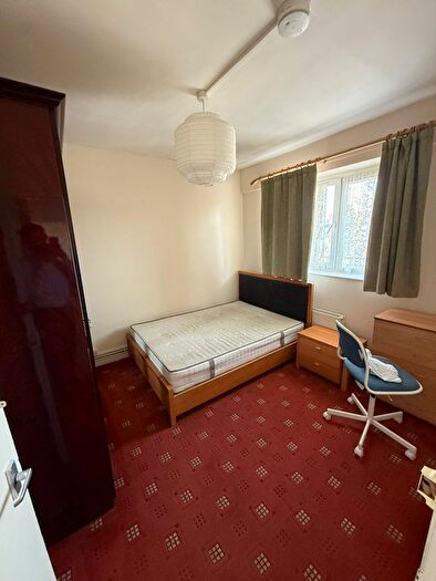 4 Bedroom Flat To Rent In Gernon Road, London, E3