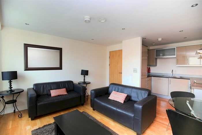 2 Bedroom Flat To Rent In Merchants Quay, Quayside, Newcastle Upon Tynr, NE1