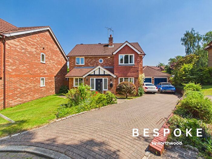 5 Bedroom Detached House For Sale In Dingle Close, Macclesfield, SK10