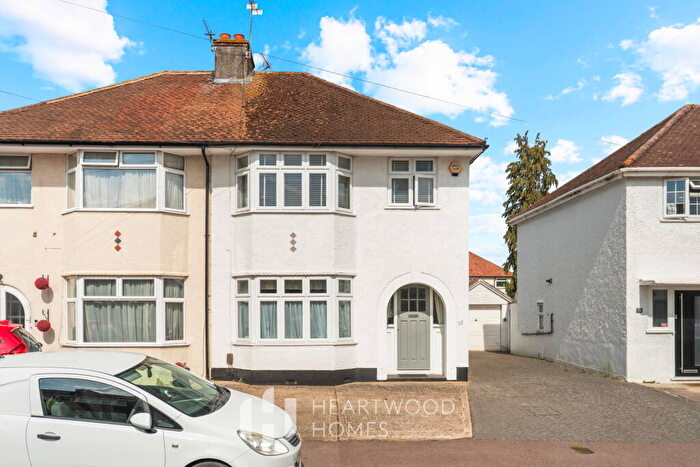 3 Bedroom Semi-Detached House For Sale In Kings Road, London Colney, St. Albans, AL2