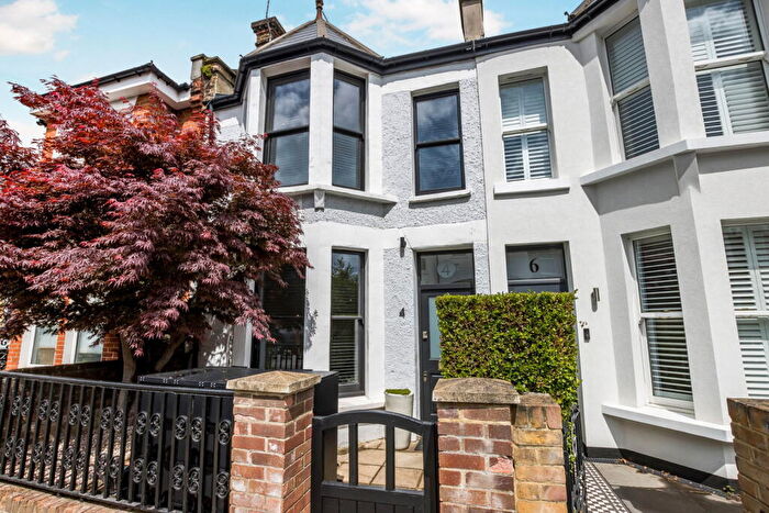 4 Bedroom Terraced House For Sale In Bedford Road, N2