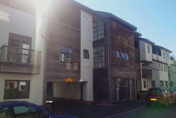 2 Bedroom Flat To Rent In Endeavour Court, Plymouth, PL1