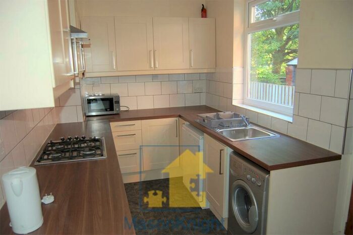 5 Bedroom Terraced House To Rent In / Academic Year Double Bedroom Student House, Bathrooms, Pershore Road, Selly Oak, Free Ultrafast M Broad, B29