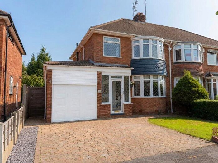 3 Bedroom Semi-Detached House For Sale In Coniston Drive, Handforth, Wilmslow, SK9