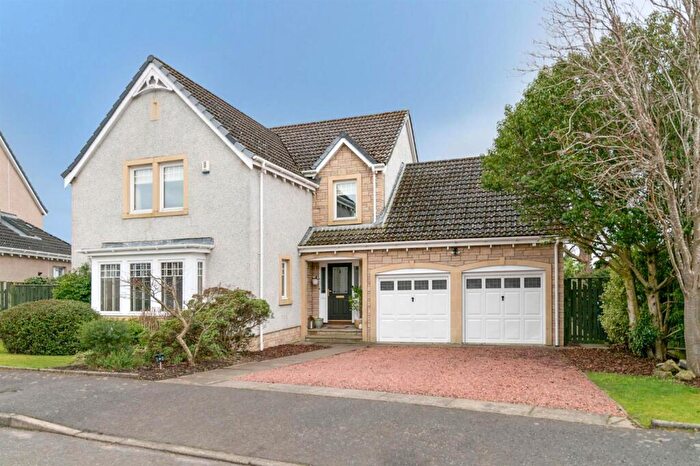 4 Bedroom Detached House For Sale In Logan Road, Torryburn, KY12