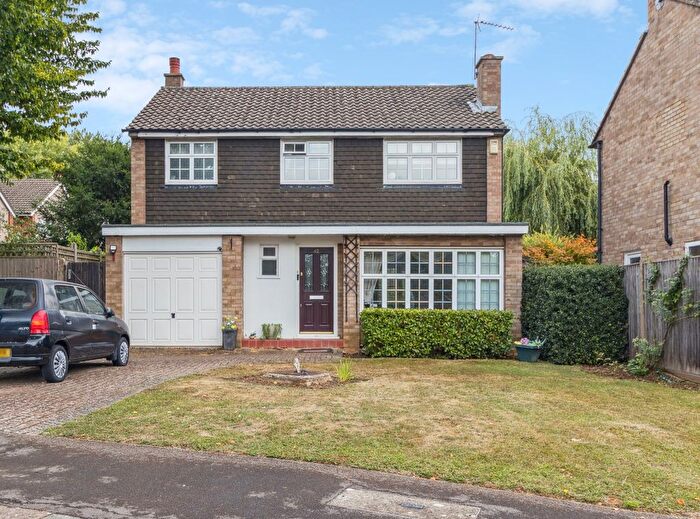 3 Bedroom Detached House For Sale In Birchmead Avenue, Pinner, HA5
