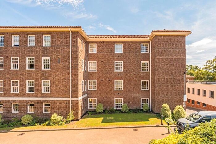 2 Bedroom Flat To Rent In Scott Avenue, Putney, SW15