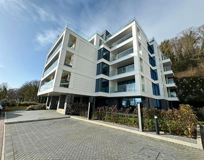 3 Bedroom Apartment To Rent In Encombe, Sandgate, CT20